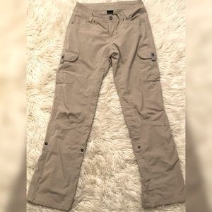 LIKE NEW!!! KUHL Roll Up Hiking Pants